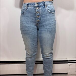 Aeropostale Mom Mid Wash Jeans